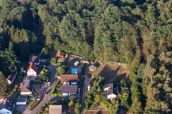 Luftaufnahme von Felsenweg in Ludwigswinkel im Bundesland Rheinland-Pfalz, Deutschland