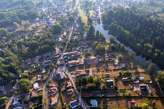 Bitscher Straße von Westen in Ludwigswinkel im Bundesland Rheinland-Pfalz, Deutschland