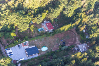 Am Kleinen Höchst in Ludwigswinkel im Bundesland Rheinland-Pfalz, Deutschland aus der Luft