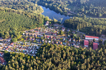 Campingclub Pirmansens am Schöntalweiher in Ludwigswinkel im Bundesland Rheinland-Pfalz, Deutschland von oben