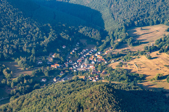 Luftbild von Unter der Wegelnburg in Nothweiler im Bundesland Rheinland-Pfalz, Deutschland