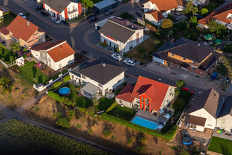 Drohnenbild von Leimersheim im Bundesland Rheinland-Pfalz, Deutschland