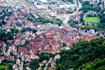 Altstadt von Südosten in Herrenberg im Bundesland Baden-Württemberg, Deutschland