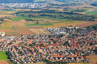 Neubaugebiet "Mitten im Feld" und Odenwaldstr in Heddesheim im Bundesland Baden-Württemberg, Deutschland