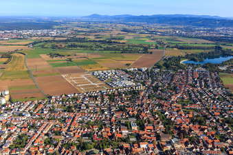 Neubaugebiet "Mitten im Feld" und Odenwaldstr in Heddesheim im Bundesland Baden-Württemberg, Deutschland von oben