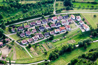 Birkenstr im Ortsteil Reusten in Ammerbuch im Bundesland Baden-Württemberg, Deutschland