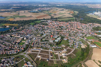 Philippsburg im Bundesland Baden-Württemberg, Deutschland von der Drohne aus gesehen