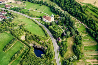Kirchengebäude der Kapelle St. Stefanus im Ortsteil Poltringen in Ammerbuch im Bundesland Baden-Württemberg, Deutschland