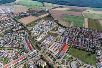 Hochstetten, Quartier 2020 Entwicklungsgebiet Biegen-Durlacher Weg im Ortsteil Linkenheim in Linkenheim-Hochstetten im Bundesland Baden-Württemberg, Deutschland