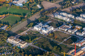 LTC - Linder Technologie Campus mit Weum GmbH, Systec&Services sowie Systec&Solutions in der Wilhelm-Schickard-Straße im Technologiepark Karlsruhe im Ortsteil Rintheim im Bundesland Baden-Württemberg, Deutschland