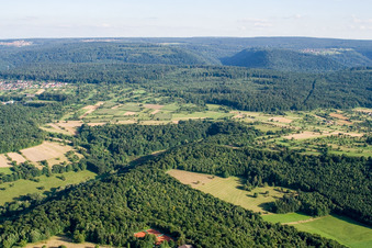 Luftbild von Essigberg im Ortsteil Obernhausen in Birkenfeld im Bundesland Baden-Württemberg, Deutschland