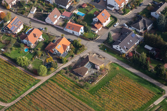 Südring im Ortsteil Schweigen in Schweigen-Rechtenbach im Bundesland Rheinland-Pfalz, Deutschland