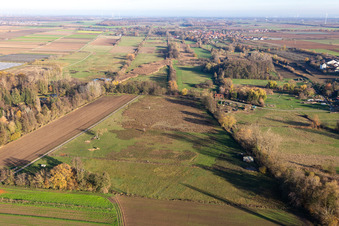 Billigheimer Bruch, Erlenbachtal zwischen Barbelroth, Hergersweiler und Winden im Bundesland Rheinland-Pfalz, Deutschland