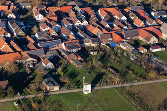 Im Glockenzehnten in Winden im Bundesland Rheinland-Pfalz, Deutschland von oben
