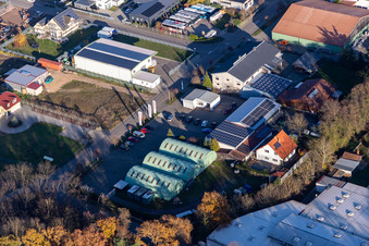 Gewerbegebiet Im Gereut in Hatzenbühl im Bundesland Rheinland-Pfalz, Deutschland von oben