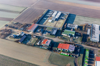 Niederlauterbach im Bundesland Bas-Rhin, Frankreich von einer Drohne aus