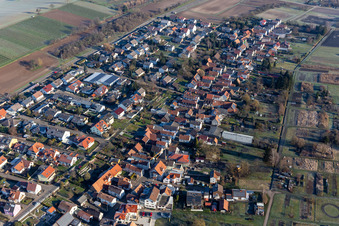 Untere Hauptstraße, Guttenberg- und Wasgaustraße im Ortsteil Kleinsteinfeld in Steinfeld im Bundesland Rheinland-Pfalz, Deutschland