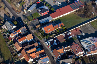 Schrägluftbild von BURG-HAUS GmbH in Minfeld im Bundesland Rheinland-Pfalz, Deutschland