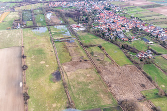 Luftbild von Überfluteter Flutgraben/Erlenbach an der Waschmühle im Ortsteil Mühlhofen in Billigheim-Ingenheim im Bundesland Rheinland-Pfalz, Deutschland
