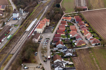 Am Bahnhof in Winden im Bundesland Rheinland-Pfalz, Deutschland