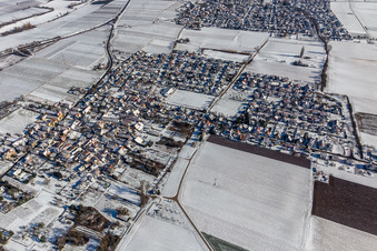 Winterluftbild im Schnee im Ortsteil Dammheim in Landau in der Pfalz im Bundesland Rheinland-Pfalz, Deutschland