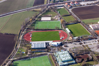 Sportpark Stegwiesen mit Rankbachstadion und Rankbachhalle von Osten in Renningen im Bundesland Baden-Württemberg, Deutschland