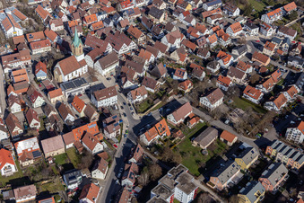 Hauptstraße Humboldtstr in Renningen im Bundesland Baden-Württemberg, Deutschland