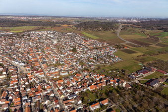 Ortsansicht aus Süden in Renningen im Bundesland Baden-Württemberg, Deutschland