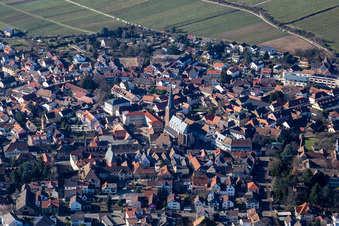 Pfarrkirche St. Ulrich in Deidesheim im Bundesland Rheinland-Pfalz, Deutschland