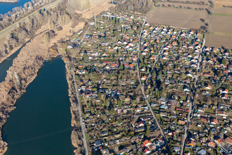 Luftbild von Neuhofener Altrhein und Naherholungsgebiet Blaue Adria in Altrip im Bundesland Rheinland-Pfalz, Deutschland