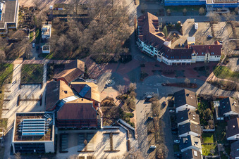 Bürgerbüro und Pro Seniore Residenz Am Wald in Waghäusel im Bundesland Baden-Württemberg, Deutschland