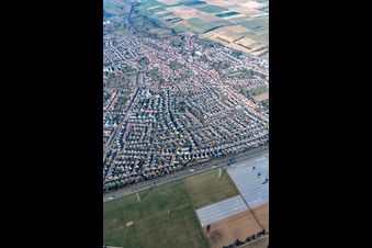 Rülzheim im Bundesland Rheinland-Pfalz, Deutschland aus der Vogelperspektive
