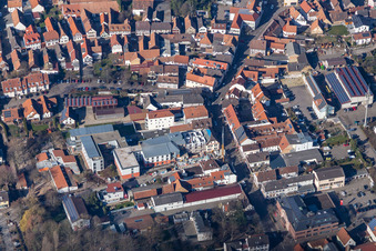 Baustelle Altenzentrum St. Josef, Richard-Fink-Straße in Herxheim bei Landau im Bundesland Rheinland-Pfalz, Deutschland