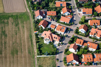 Luftbild von Pommernrring in Offenbach an der Queich im Bundesland Rheinland-Pfalz, Deutschland