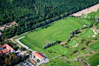 Golfclub Landgut Dreihof SÜW in Essingen im Bundesland Rheinland-Pfalz, Deutschland von oben gesehen