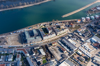 Luftbild von Baustelle der Wohnbebauung an der alten Ziegelei am Uferbereich des Rhein in Speyer im Bundesland Rheinland-Pfalz, Deutschland