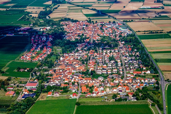 Dorf von Osten in Essingen im Bundesland Rheinland-Pfalz, Deutschland