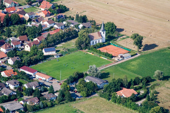 Kirchengebäude der Kapelle am Sportplatz in Altdorf im Bundesland Rheinland-Pfalz, Deutschland