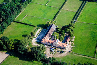 Rennstall in Haßloch im Bundesland Rheinland-Pfalz, Deutschland