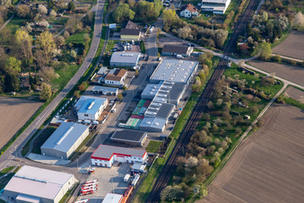Gewerbegebiet In den Niederwiesen in Wörth am Rhein im Bundesland Rheinland-Pfalz, Deutschland