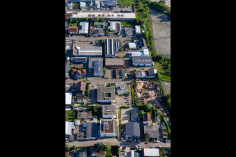 Schrägluftbild von Stiftung Kirchliches Rechenzentrum im Ortsteil Eggenstein in Eggenstein-Leopoldshafen im Bundesland Baden-Württemberg, Deutschland