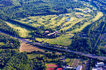 Golfplatz Hofgut Scheibenhardt im Ortsteil Beiertheim-Bulach in Karlsruhe im Bundesland Baden-Württemberg, Deutschland
