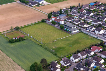 Freisbach im Bundesland Rheinland-Pfalz, Deutschland aus der Luft