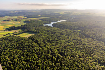 Ellertshäuser See im Ortsteil Altenmünster in Stadtlauringen im Bundesland Bayern, Deutschland vom Flugzeug aus