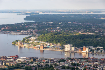 Luftbild von Flensburger Hafen, Harniskai im Ortsteil Kielseng im Bundesland Schleswig-Holstein, Deutschland