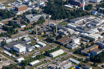 Forschungs- Gebäude und Bürokomplex des Karlsruhe Institut für Technologie Campus Nord mit Institut für Nanotechnologie und EWN GmbH in Eggenstein-Leopoldshafen im Bundesland Baden-Württemberg, Deutschland