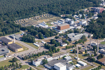 Forschungs- Gebäude und Bürokomplex des Karlsruhe Institut für Technologie Campus Nord an der Untergrombacher Straße in Eggenstein-Leopoldshafen im Bundesland Baden-Württemberg, Deutschland