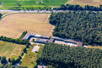 Erstaufnahmeeinrichtung Am Schröcker Tor im Ortsteil Leopoldshafen in Eggenstein-Leopoldshafen im Bundesland Baden-Württemberg, Deutschland