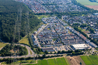 Brüsseler Ring im Ortsteil Leopoldshafen in Eggenstein-Leopoldshafen im Bundesland Baden-Württemberg, Deutschland