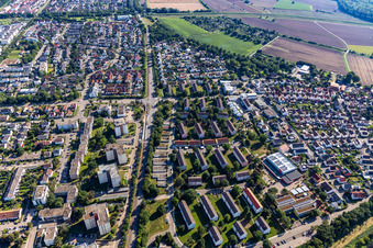Ortsteil Leopoldshafen in Eggenstein-Leopoldshafen im Bundesland Baden-Württemberg, Deutschland aus der Luft